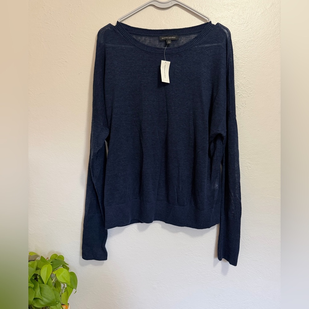 NWT navy Banana Republic long sleeve sweater 🫐